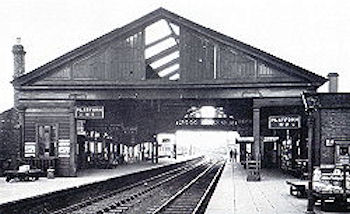 The overall roof at Banbury Station