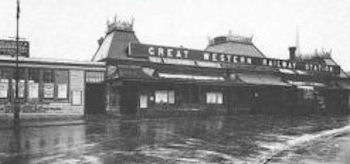 Ealing Broadway Station